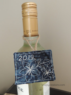 dated mini stitched gift tag stitched gift tag dated tag quilt expression 720