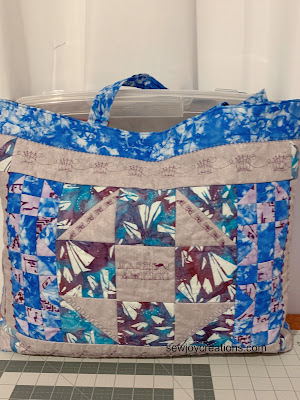Dash and Fly quilted tote bag I made for Quilt Social
