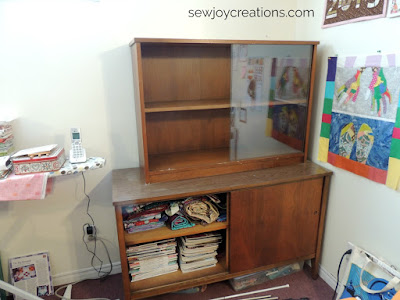 Rearranging Fabric and Furniture in my Quilting Space