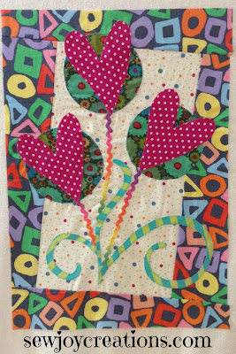 heart roses applique block designed by Pat Sloan heart roses applique quilt block designed by Pat Sloan