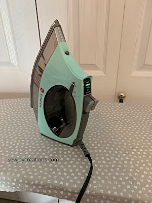 singer iron