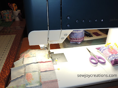 chain piecing on the PFAFF performance icon PFAFF performance icon chain piecing tablerunner