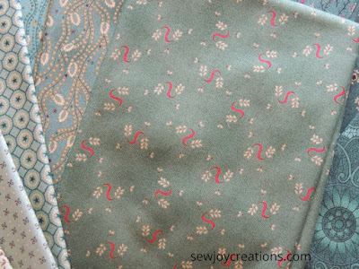 Do you see the pink Ss?! Kim Diehl fabrics pink swirl