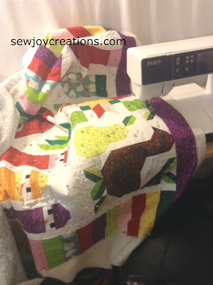 quilting on pfaff machine jolly christmas quilt